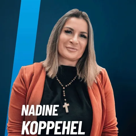 Porträt von Nadine Koppehel