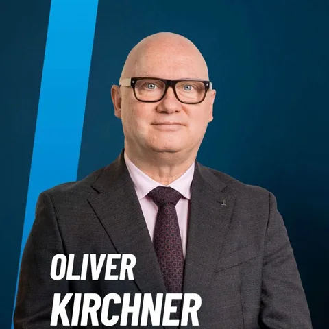 Porträt von Oliver Kirchner
